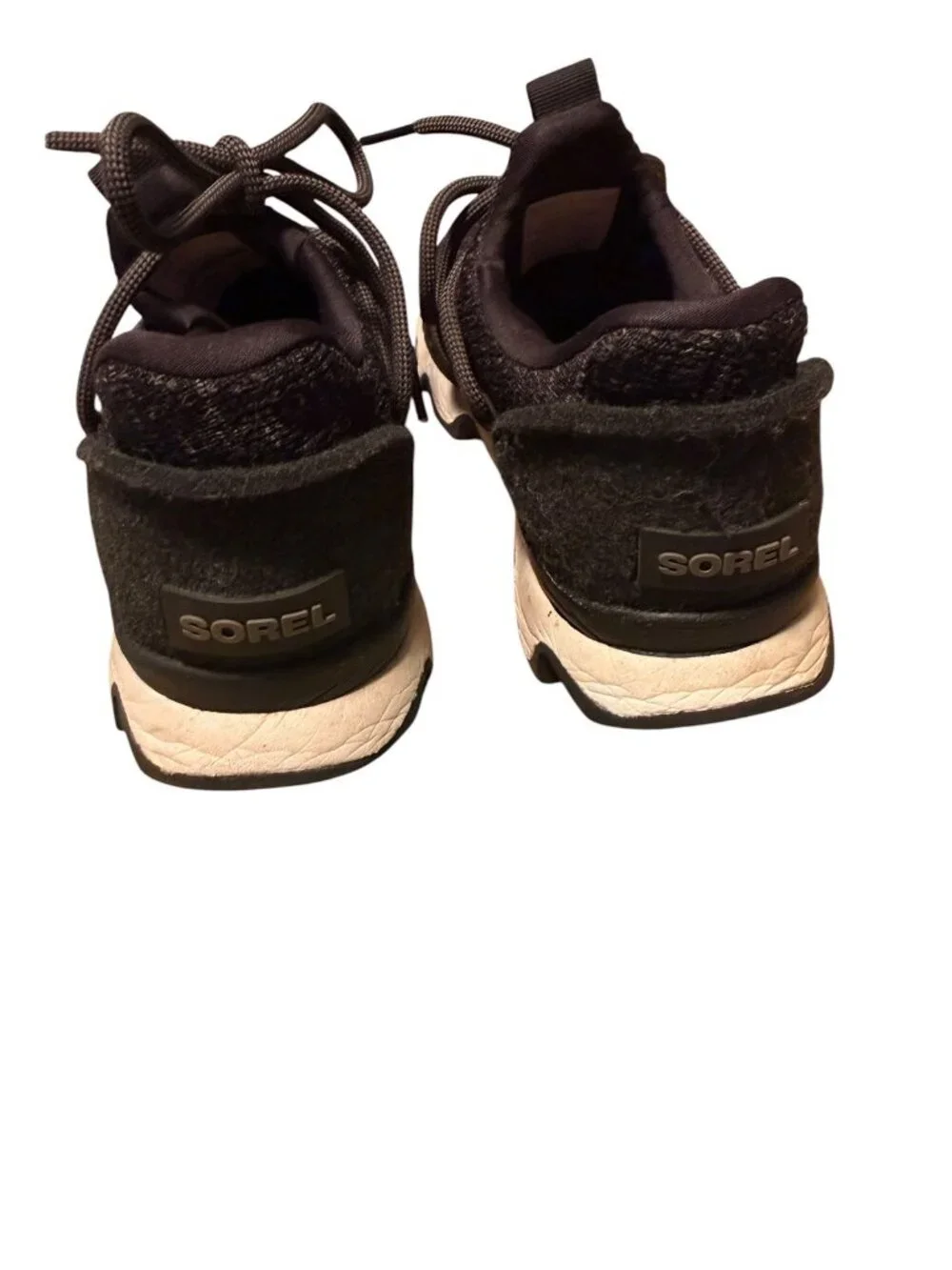 Sorel Size 6.5 Knit Athletic Sneakers with Lace-Up Closure